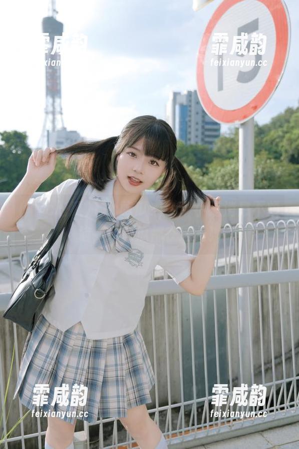 17c吃瓜app：小道消息不烦恼，所有瓜都在这儿！
