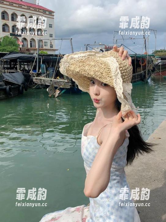直达17吃瓜官网，第一时间送你最新的“佳肴”！