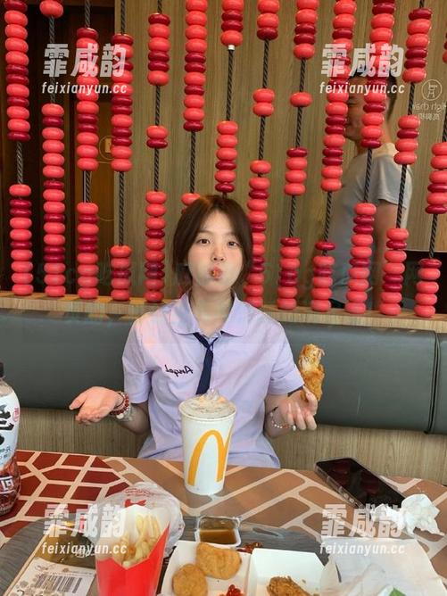 51cg吃瓜网 瓜都是“51cg吃瓜网”网页的,真让我有种荒诞的满足感!