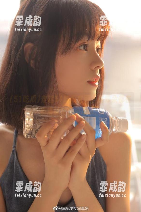 穿越51吃瓜官网，连云朵都在偷偷讨论新动态哦！