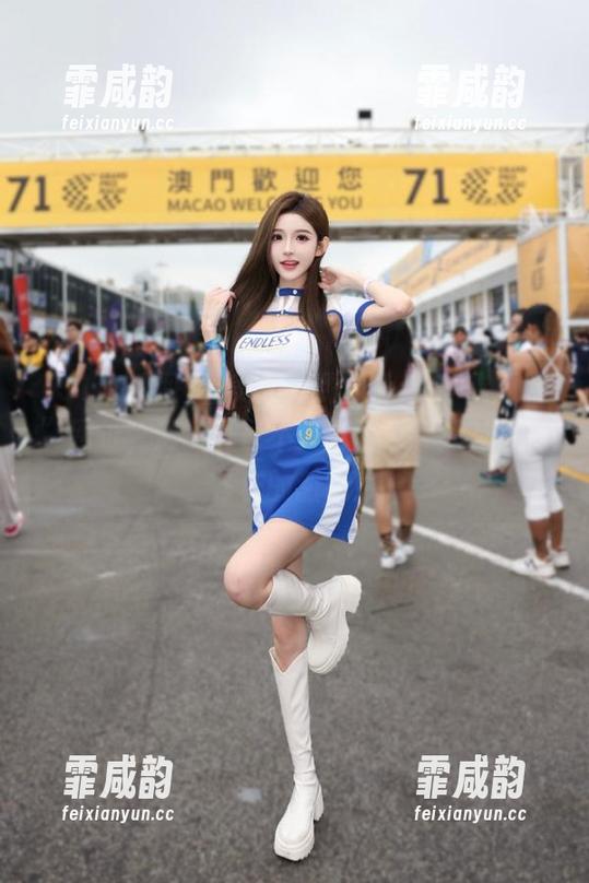 51吃瓜网 看美女免费就上“51吃瓜网”网址,清凉夏日不光有西瓜,还有各种各样的甜妹!