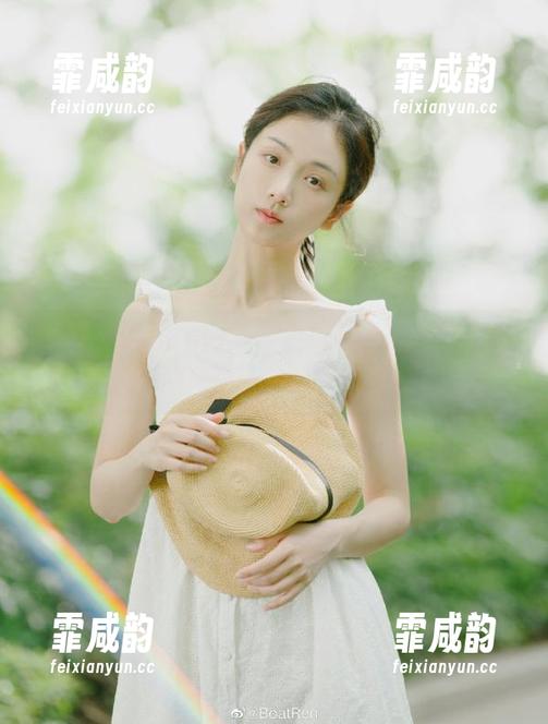 52cg网页，今天的热搜大概是在预报我的情感波动吧！