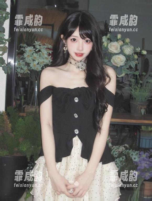 718吃瓜网 听见了吗?718吃瓜网的二维码在召唤,快去下载,别让特别的娱乐像泡沫一样消散!