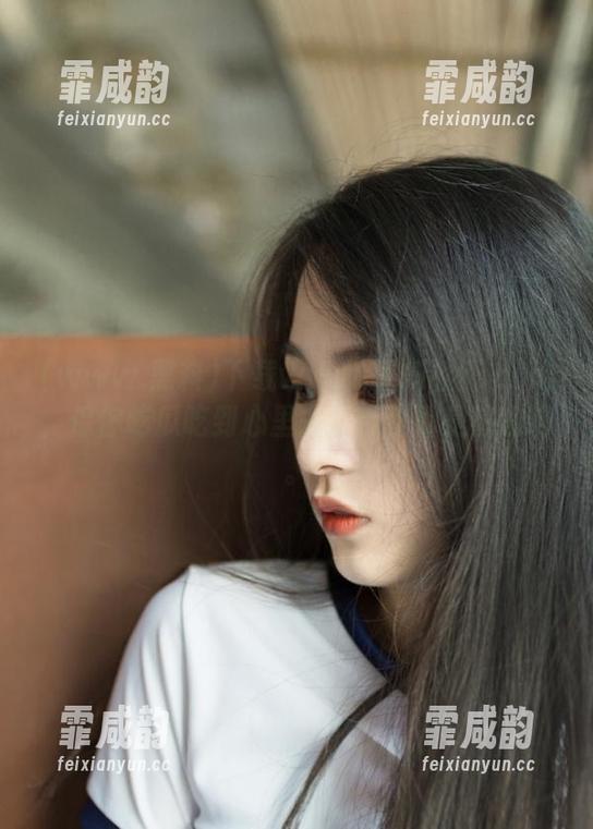 www.黑料 下载www.黑料社区.com,保你吃瓜吃到心里去,反正都是热的吧。