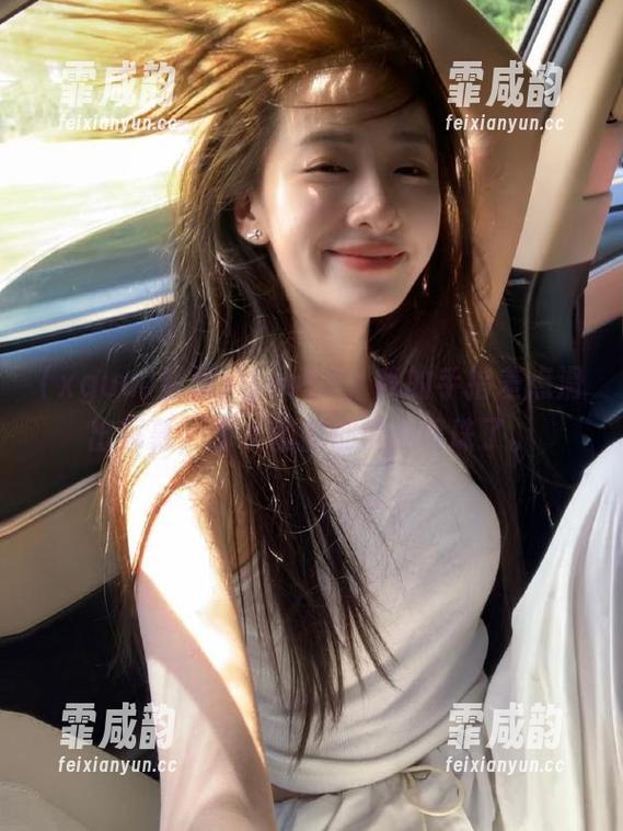 登录xgua99，我的手指差点滑出屏幕，那水蜜桃都快成珍珠了。