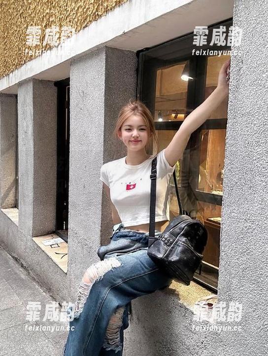免费吃瓜网 登录“免费吃瓜网”,众多瓜你就来摘,发型由你支配!