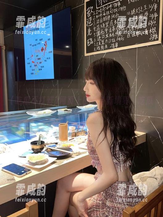 网页上的八卦新境界，吃瓜不打烊了吗？
