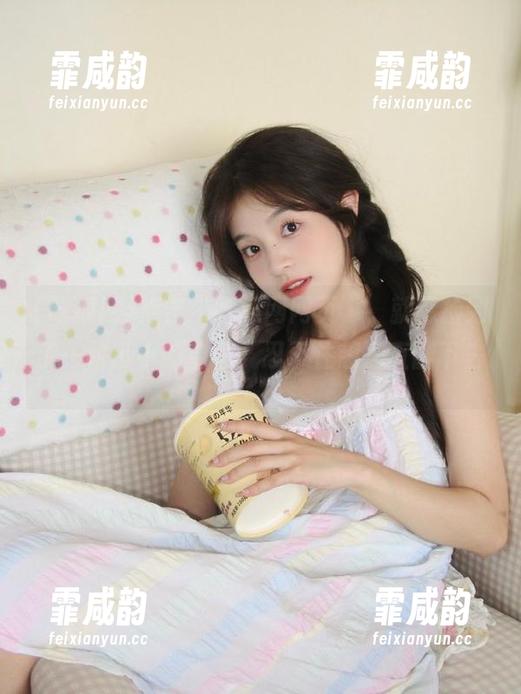 吃瓜网 点击“吃瓜网网页”,就像捡到了一枚小小的宝藏,忍不住想一直翻下去。