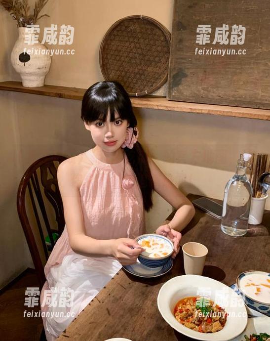 我要吃瓜 ‘我要吃瓜’的官方地图,让你永不迷路追踪热闻!