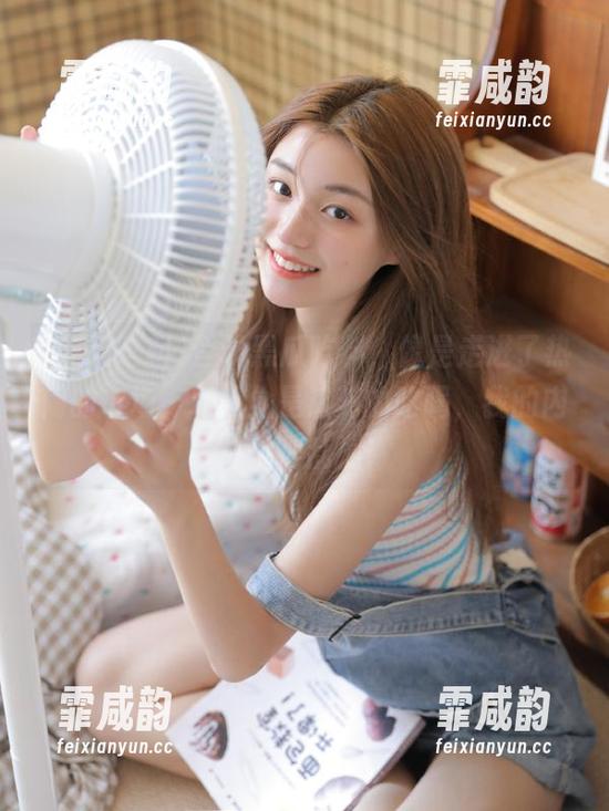 登录黑瓜吃料，像是走进了热闹的市场，耳边全是热辣的吆喝，我的内心小鹿乱撞！